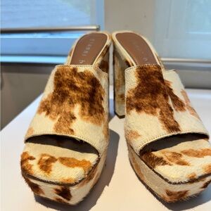 Gianni Bini Brown and Cream Platform Mules
